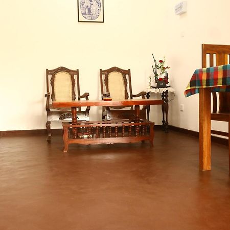 Sun Ground Villa Hikkaduwa Ngoại thất bức ảnh